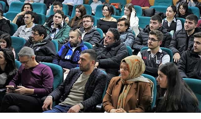 kecioren belediyesinden yapay zeka okuryazarligina guclu destek