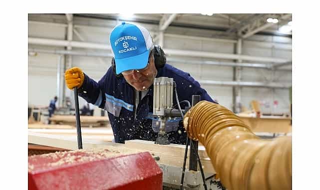 Kent mobilyaları Büyükşehir imzası taşıyor 1 kent mobilyalari buyuksehir imzasi tasiyor