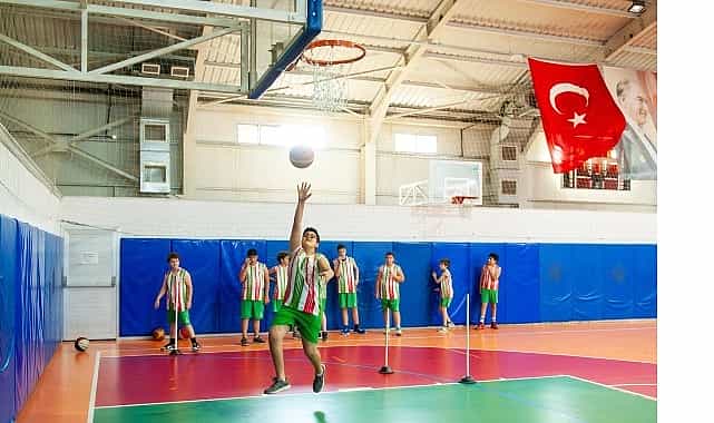 kis spor okullarinda yeni yetenekler yetisiyor