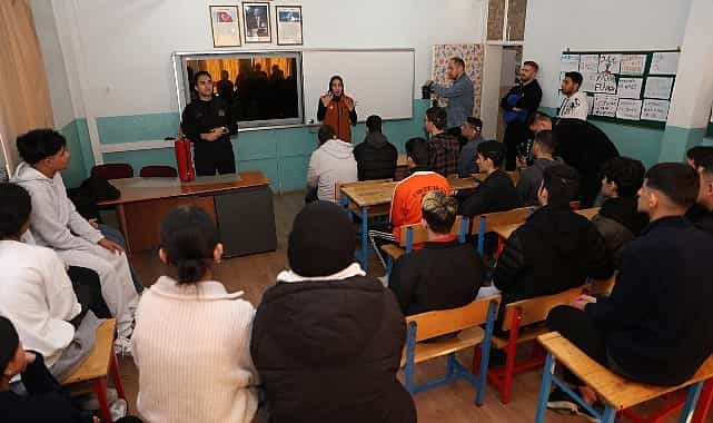 Konya Büyükşehir, Özel Gereksinimli Öğrencilere “Afet Ve Acil Durum Eğitimi” Verdi 1 konya buyuksehir ozel gereksinimli ogrencilere afet ve acil durum egitimi verdi