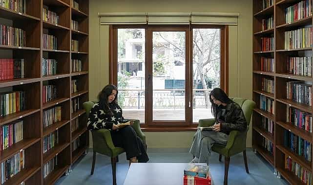 Maltepe Belediyesi, kütüphane ve çalışma alanlarıyla öğrencilerin yanında 1 maltepe belediyesi kutuphane ve calisma alanlariyla ogrencilerin yaninda