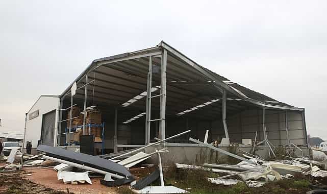 Nilüfer’de iki kaçak yapı daha yıkıldı 1 niluferde iki kacak yapi daha yikildi