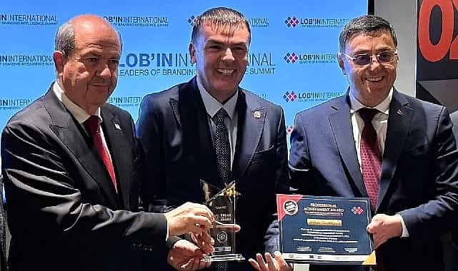 TÜMKİAD’a Oxford’da ‘Yılın STK Ödülü’ 1 tumkiada oxfordda yilin stk odulu