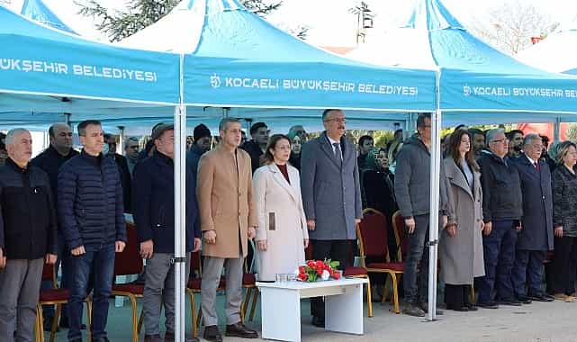 Üreticilere 3 bin 600 Trabzon hurması fidanı dağıtıldı 1 ureticilere 3 bin 600 trabzon hurmasi fidani dagitildi