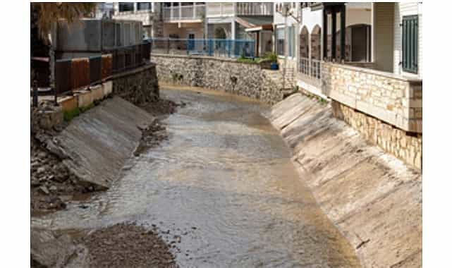 Yeni Foça’da taşkın kabusu bitti 1 yeni focada taskin kabusu bitti