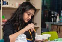 yenisehir belediyesinin kadinlara yonelik seramik egitimleri basladi