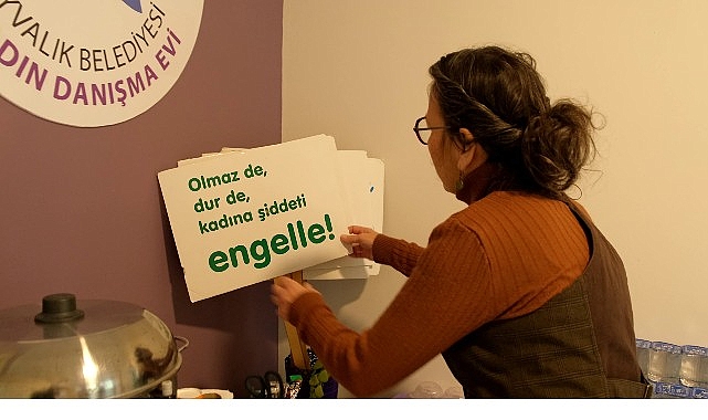 16 hafta surecek olan kadinin insan haklari egitim programi ayvalikta basladi