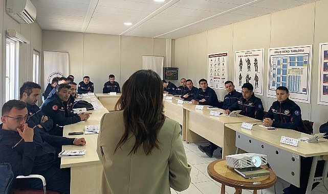 2025’te 7 bin vatandaşa ilk yardım eğitimi 1 2025te 7 bin vatandasa ilk yardim egitimi