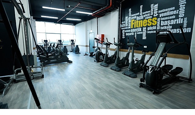 avcilar belediyesi fitness salonunu yenilenen yuzuyle hizmete sundu