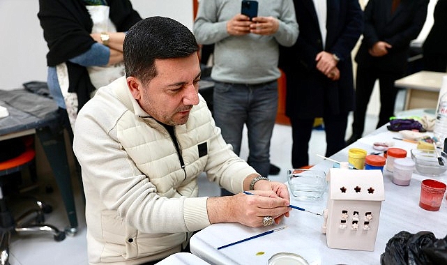 Belediye Başkanımız Rasim Arı, Dekorlu Sırlı Mumluk Boyadı 1 belediye baskanimiz rasim ari dekorlu sirli mumluk boyadi