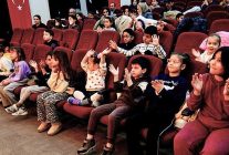 bornovada yariyil tatili tiyatroyla senlendi