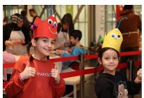 bu stantlar okula bi molaya renk katti