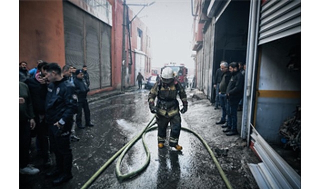 bucada depo yangini kisa surede sonduruldu