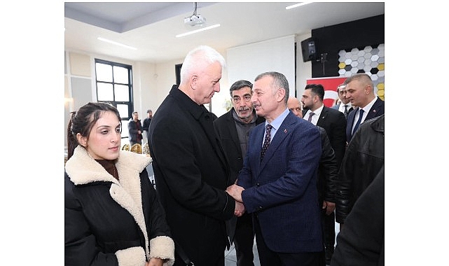 Büyükakın, Gölcük teşkilatıyla buluştu 1 buyukakin golcuk teskilatiyla bulustu