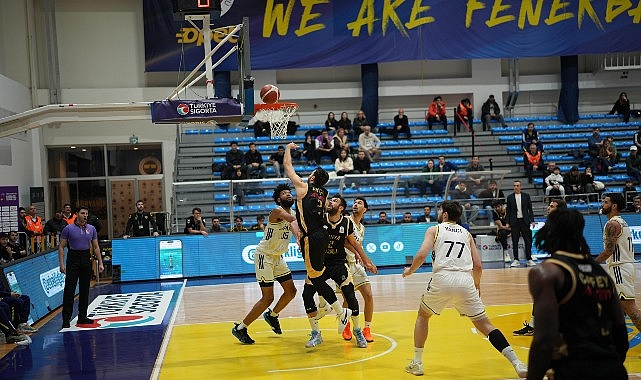 Büyükşehir İkinci Yarıya Galibiyetle Başladı 1 buyuksehir ikinci yariya galibiyetle basladi