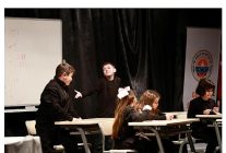 cocuk senlikleri okulda siradan bir gun gosterisi ile basladi