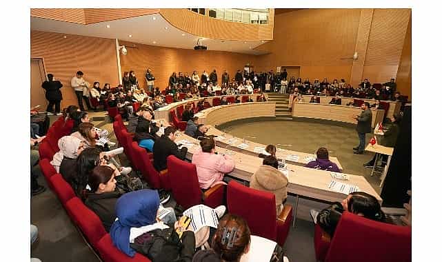 cv bank 2025 yilinda 967 kisiyi is sahibi yapti