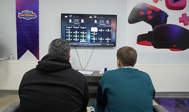 dijital futbol tutkunlari teknomerde bulustu