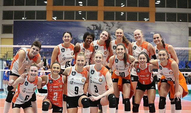 Eczacıbaşı Dynavit, Sırbistan’dan 3 puanla döndü 1 eczacibasi dynavit sirbistandan 3 puanla dondu