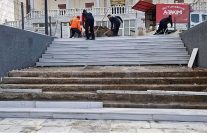 ibadethaneler yenileniyor manevi atmosfer gucleniyor