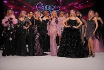 if wedding fashion izmirde gala defilesinde yildizlar gecidi