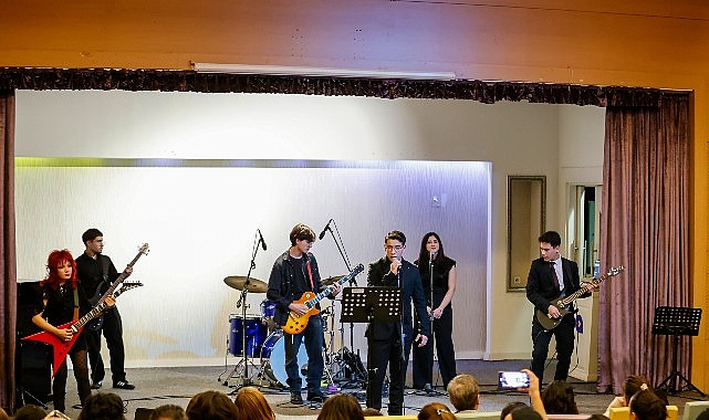 ismail baha surelsan konservatuarindan pop rock ensemble somestr konseri