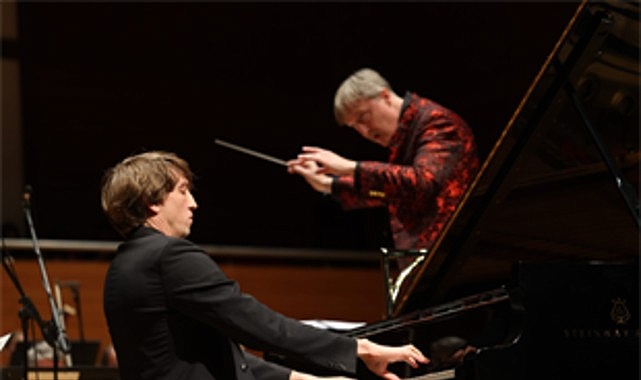 İzmir Devlet Senfoni'den en hüzünlü konser 1 izmir devlet senfoniden en huzunlu konser