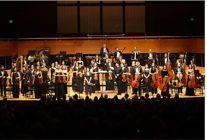 izmir oda orkestrasi dunyaca unlu sanatcilarla sahne aldi