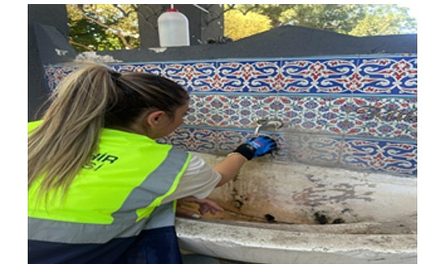 izmirin hafizasi el emegiyle gelecege tasiniyor