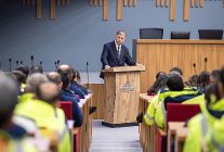 izmirin sagligi sahadaki emekle korunuyor