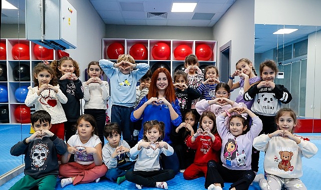 Kaş Ova Spor Salonu Kaşlı çocukların ortak buluşma noktası oldu 1 kas ova spor salonu kasli cocuklarin ortak bulusma noktasi oldu