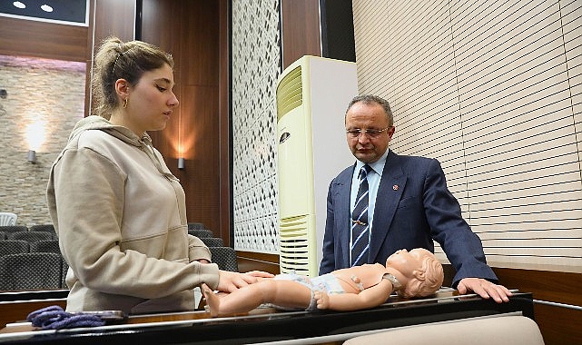 Keçiören Belediyesi’nden Hayat Kurtaran Eğitim 1 kecioren belediyesinden hayat kurtaran egitim