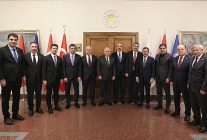 konya heyetinden milli savunma bakani yasar gulere ziyaret