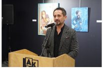 kopus sanatseverlerle bulustu