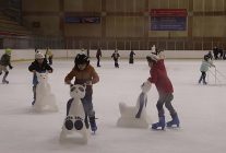 maltepeli cocuklar tatilin keyfini buz pistinde cikardi