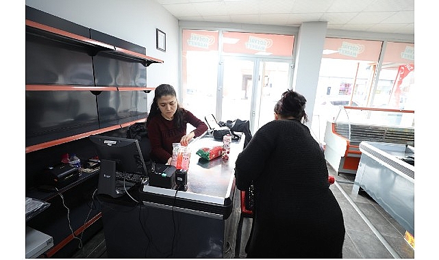 Menderes’in Sosyal Market’inden Büyük Destek; Tam 2 Milyon 800 Bin TL 1 menderesin sosyal marketinden buyuk destek tam 2 milyon 800 bin tl