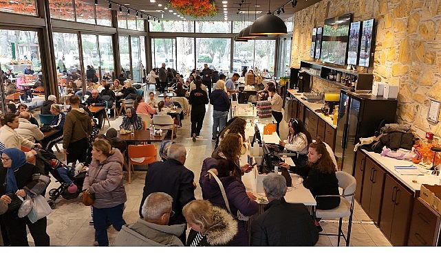 Menemenliler Aynısefa'yı çok sevdi 1 menemenliler aynisefayi cok sevdi