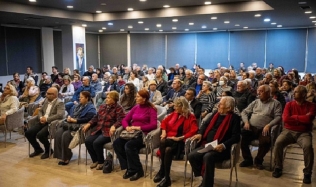 nazim hikmet bornovada baris ozgurluk ve umutla anildi