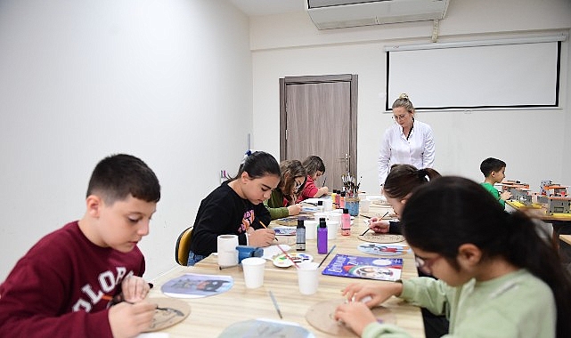 Osmangazi’de Çocuklar Kitaplardan İlham Alarak Üretiyor 1 osmangazide cocuklar kitaplardan ilham alarak uretiyor