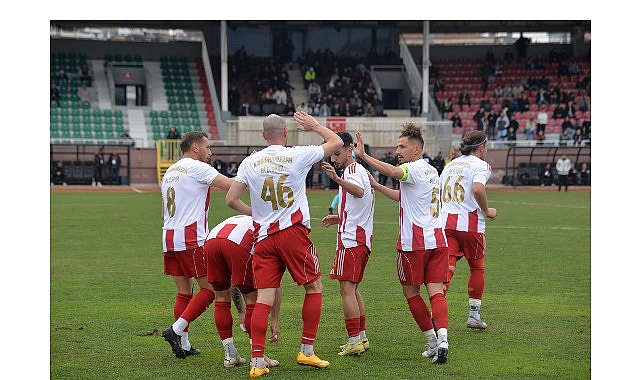 sahada zafer gollerde vefa