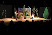 ucretsiz tiyatro gosterimi keciorende yogun ilgi goruyor