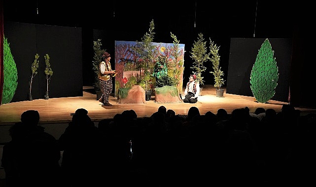 Ücretsiz Tiyatro Gösterimi Keçiören’de Yoğun İlgi Görüyor 1 ucretsiz tiyatro gosterimi keciorende yogun ilgi goruyor