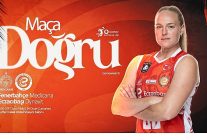 zirve yarisinda derbi heyecani