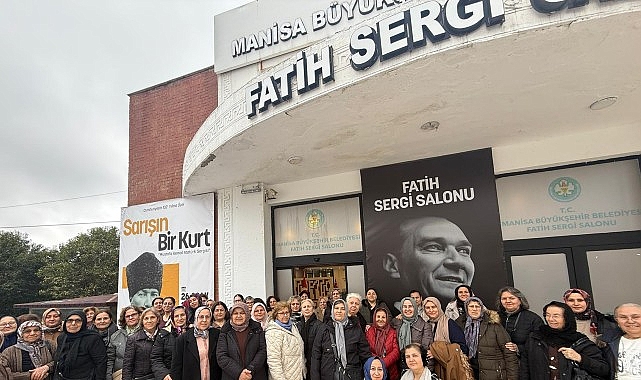 352 Kadın “Sarışın Bir Kurt” Sergisinde Buluştu 1 352 kadin sarisin bir kurt sergisinde bulustu
