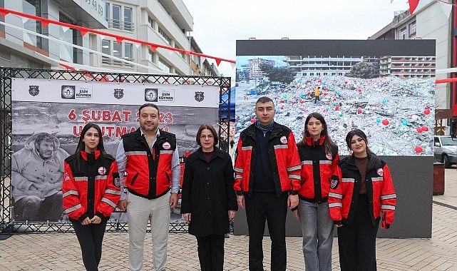 6 subat depremlerinde hayatini kaybedenler maltepede anildi