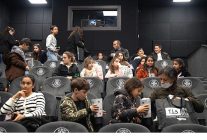 aliagada somestr tatili senlige donustu