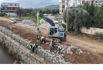 aydin buyuksehir belediyesi kentin dort bir yaninda es zamanli calismalarini surduruyor