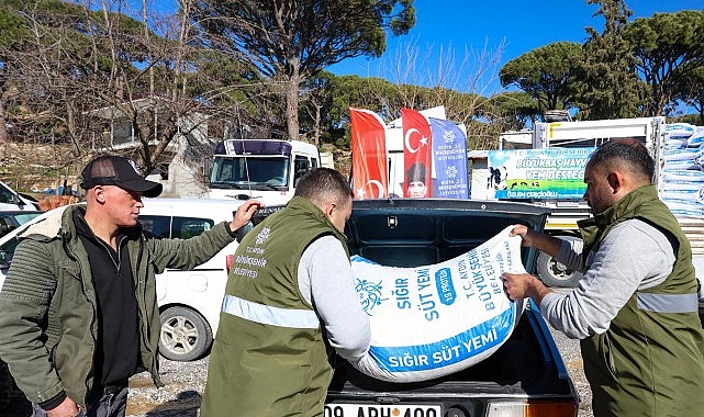 aydin buyuksehir belediyesinin kucuk ureticilere yem destekleri devam ediyor