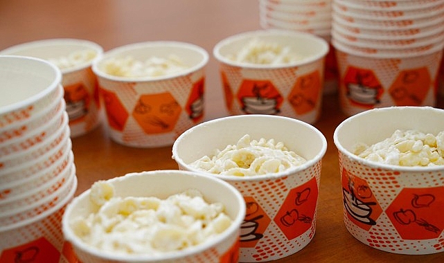 Ayvalık Belediye Başkanı Mesut Ergin: “Ramazan paylaşmaktır.” 1 ayvalik belediye baskani mesut ergin ramazan paylasmaktir