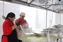 bagcilar belediyesi ihtiyac sahiplerinin yaninda